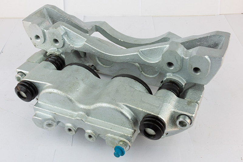 Супорт Iveco Eurocargo 60/75 передній правий 60mm Brembo