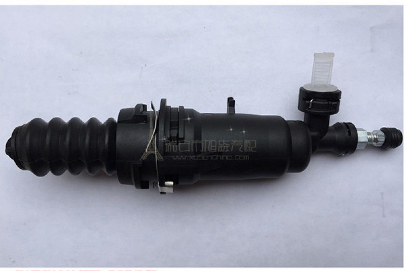 Циліндр зчеплення C Jumpy I/II F Scudo P Expert I/II 2,0JTD 95>04>06 робітник