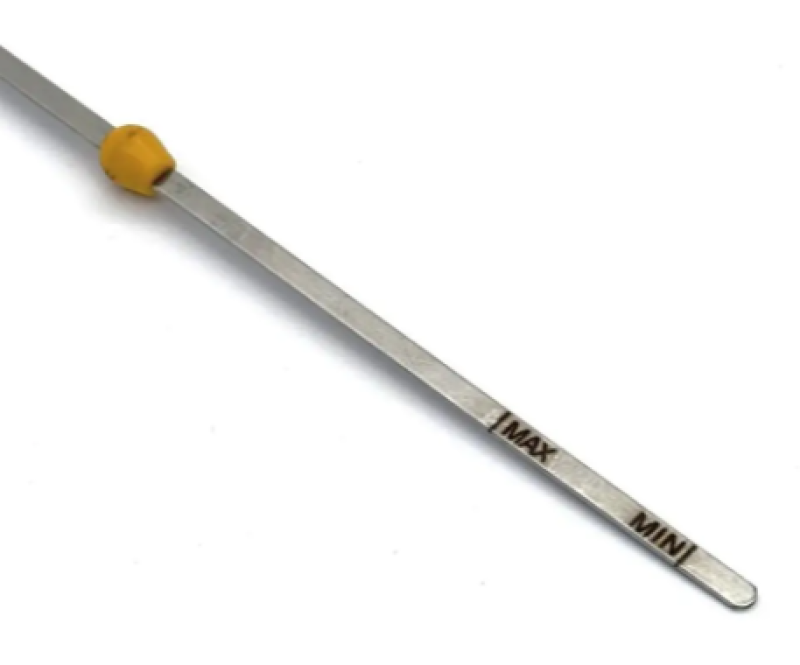 Щуп олії R 1,5DCi 475mm (8200666280)
