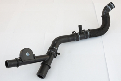 Патрубок Iveco E4/5/6 3,0JTD помпа выход (504385811)